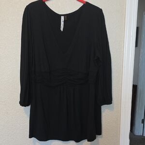 NY Collection Black V-Neck Long Sleeve Tunic
